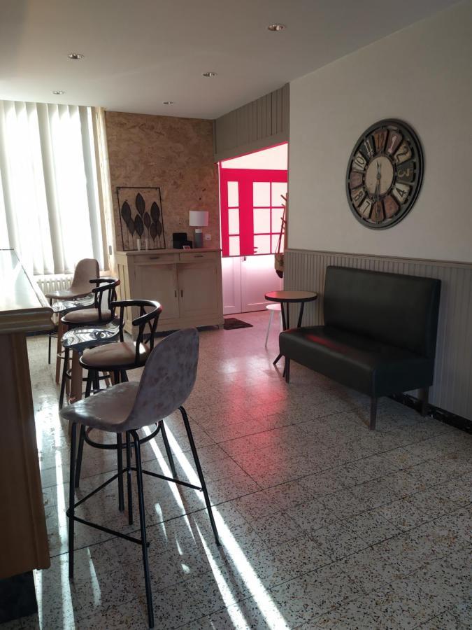 Gite De La Gare Varzy Kültér fotó